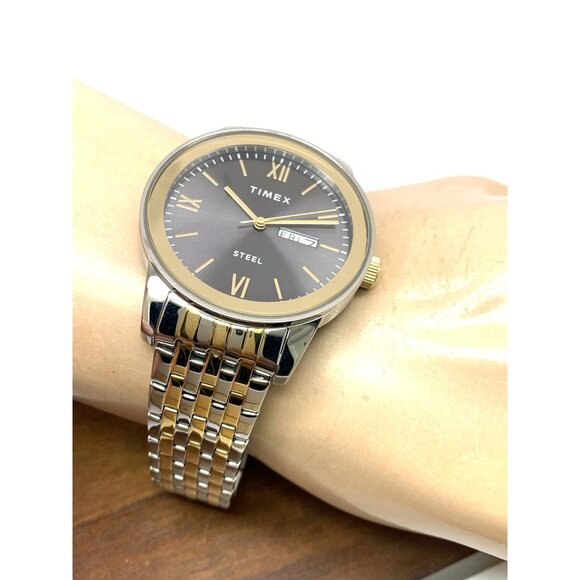 Timex Men's Watch TW2T50500 Quartz Gray Dial Two Tone Stainless Steel 41mm - Picture 5 of 13